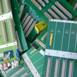 Backplane board with multiple gold connectors on