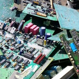Consumer electronics card