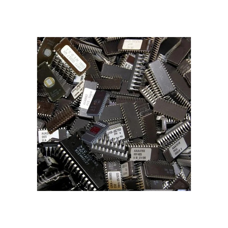 Eprom mixta (cerámica y plástico)