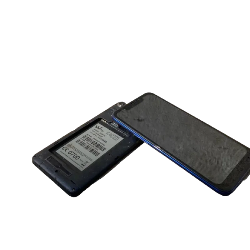 Išmanusis telefonas katė B be akumuliatoriaus